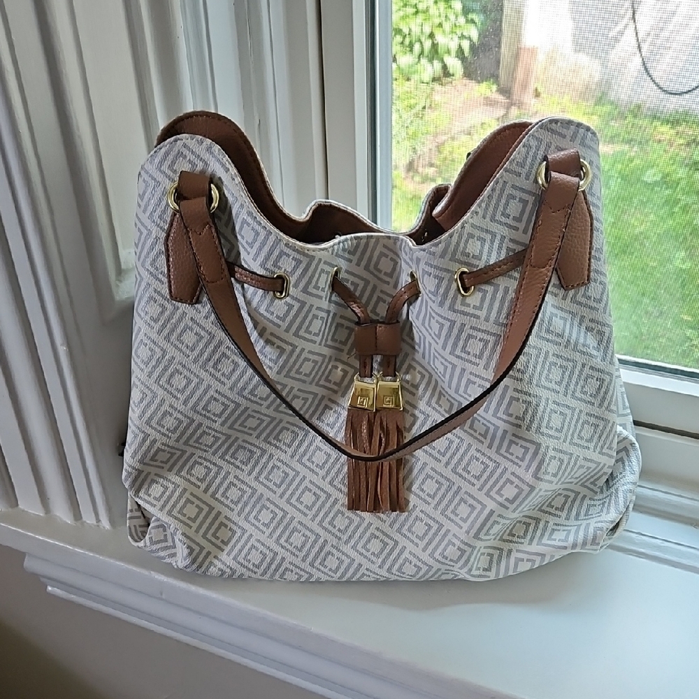 Liz Claiborne White and Brown Shoulder Bag